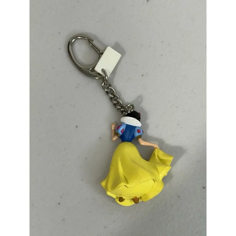 2002 VTG Disney Snow White Figural Clip Keychain Basic Fun Inc.